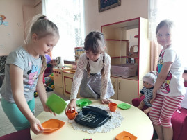 Игры в детском саду Игры в детском саду.