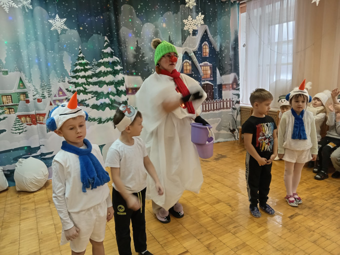День рождения Снеговика День рождения Снеговика.